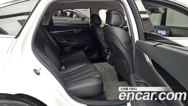 Genesis G80 (RG3) бензин 2.5 турбо 2WD, 2025 12