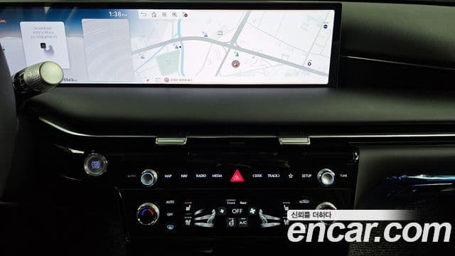 Genesis G80 (RG3) бензин 2.5 турбо 2WD, 2025 14