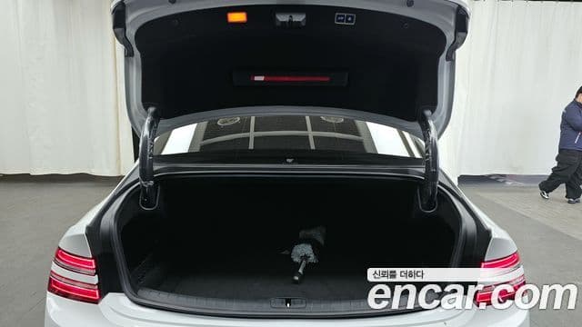 Genesis G80 (RG3) бензин 2.5 турбо 2WD, 2025 20