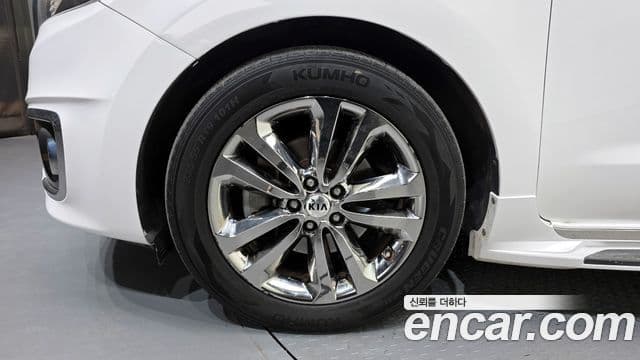 Kia All New Carnival Noblesse, 2016 все фото
