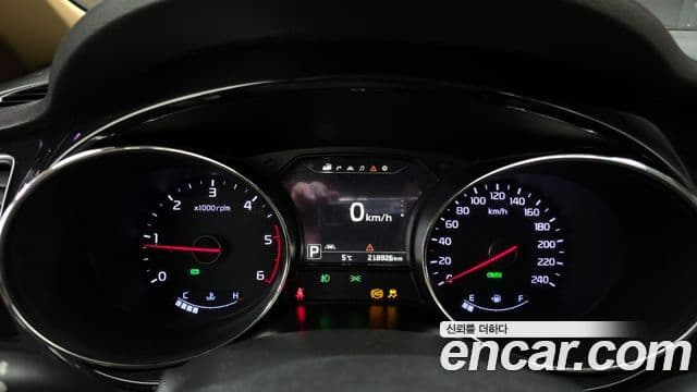 Kia All New Carnival Noblesse, 2016 8