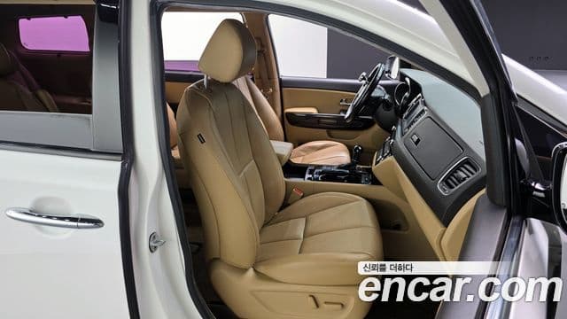 Kia All New Carnival Noblesse, 2016 12