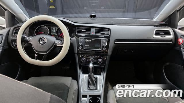 Volkswagen Гольф 7세대, 2016 7