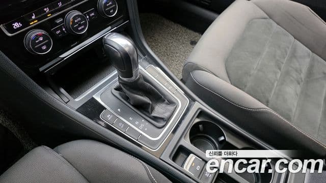 Volkswagen Гольф 7세대, 2016 9