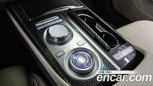 Genesis G80 (RG3) бензин 2.5 турбо 2WD, 2024 9