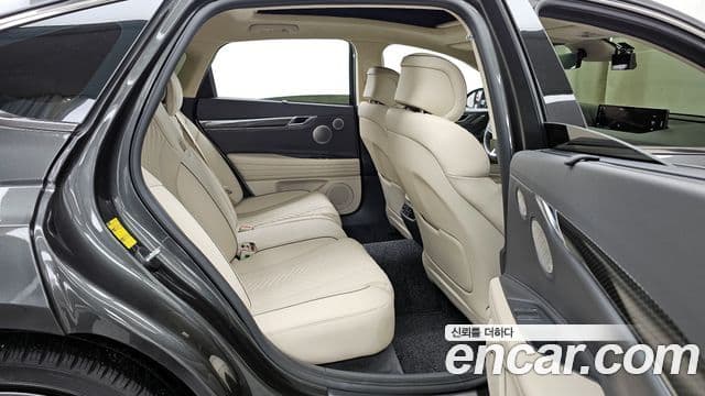 Genesis G80 (RG3) бензин 2.5 турбо 2WD, 2024 12