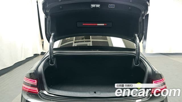 Genesis G80 (RG3) бензин 2.5 турбо 2WD, 2024 20