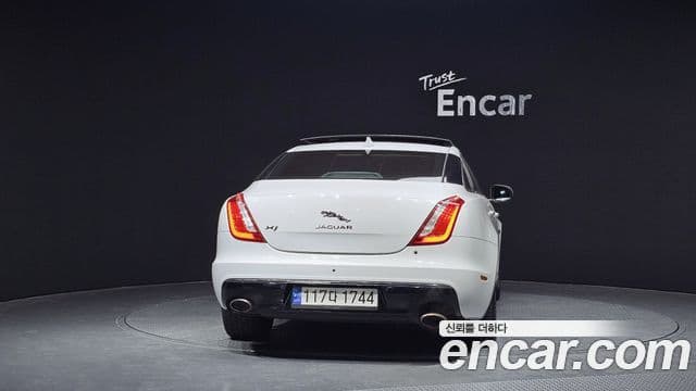 Jaguar All New XJ X351, 2016 4