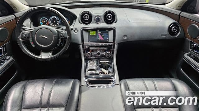 Jaguar All New XJ X351, 2016 7