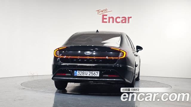 Hyundai Sonata гибрид (DN8) Modern, 2022 4