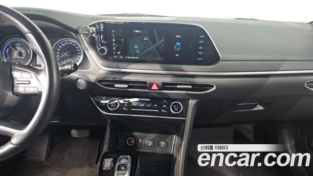 Hyundai Sonata гибрид (DN8) Modern, 2022 15