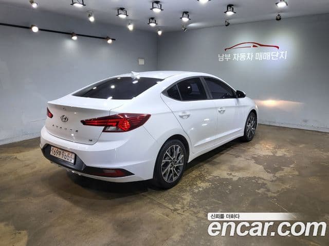 Hyundai The / новый New Avante AD Style, 2019 4