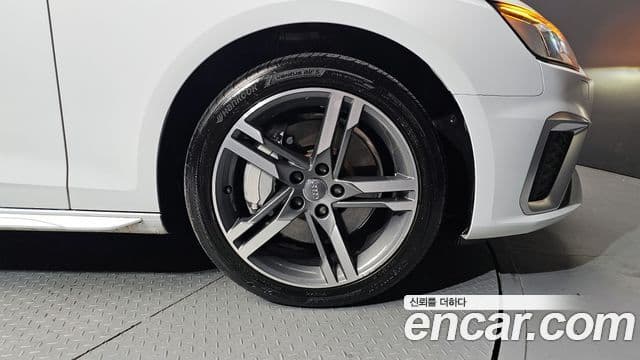 Audi A4 (B9) Premium, 2021 все фото