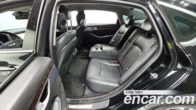 Hyundai Genesis DH Modern, 2015 11