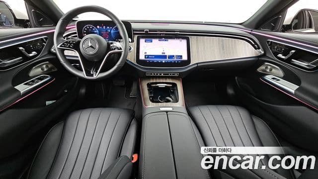 Mercedes-Benz E-класс W214, 2025 7