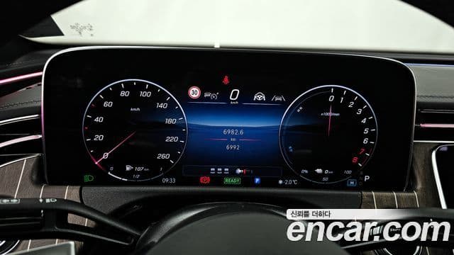 Mercedes-Benz E-класс W214, 2025 8