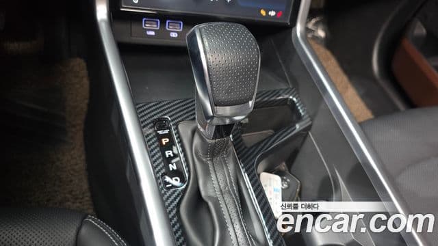 KG모빌리티(SsangYong) Torres T5, 2023 9