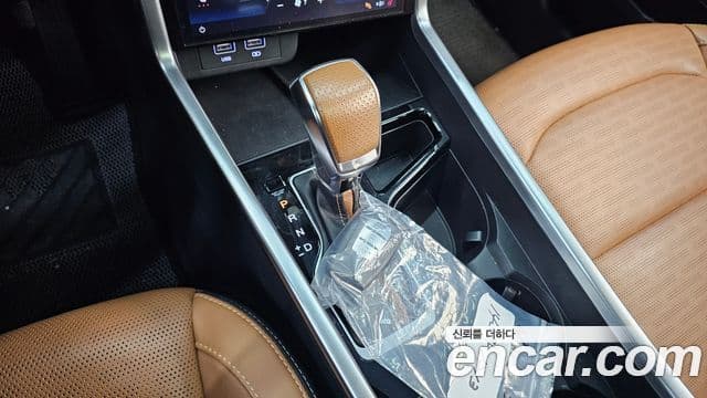 KG모빌리티(SsangYong) Torres T7, 2023 3