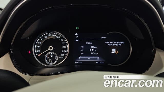 Genesis GV70, 2022 11