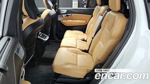 Volvo XC90 2세대 B6 Ultra Bright, 2025 12