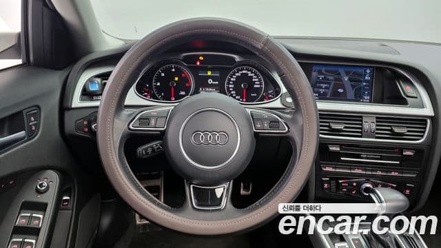 Audi New A4 B8, 2015 13