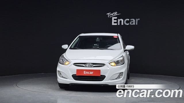 Hyundai Accent(новый кузов / новое поколение) Premier, 2012 3