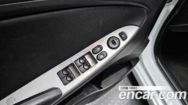 Hyundai Accent(новый кузов / новое поколение) Premier, 2012 18