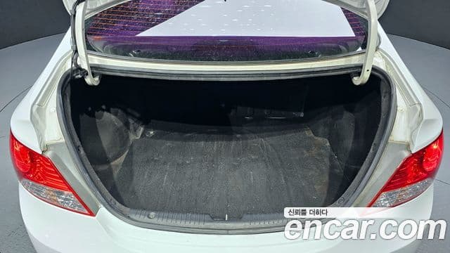 Hyundai Accent(новый кузов / новое поколение) Premier, 2012 20