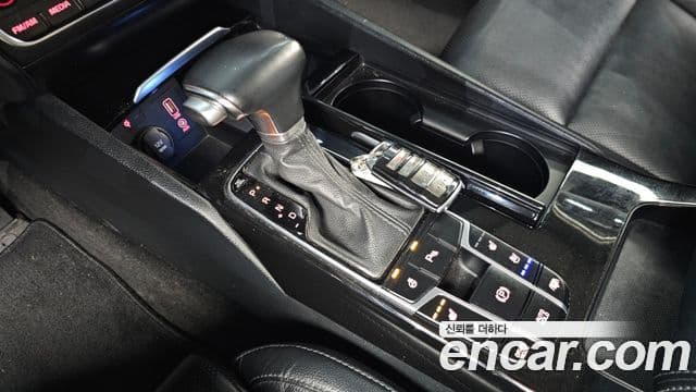 Kia All New K7 3.0 LPI Prestige (арендный автомобиль), 2017 9