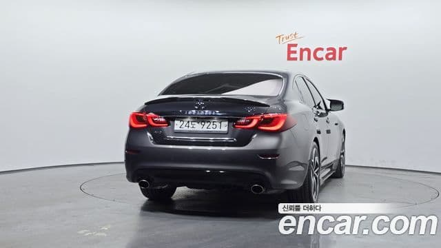 Infiniti Q70, 2015 4