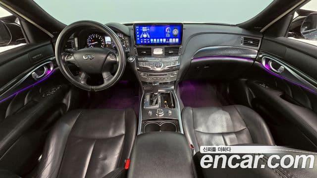 Infiniti Q70, 2015 7