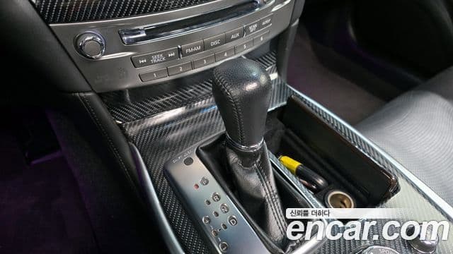 Infiniti Q70, 2015 9