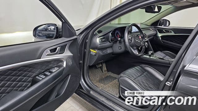 Genesis G70 Supreme, 2018 10