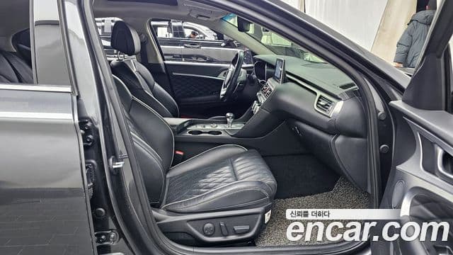 Genesis G70 Supreme, 2018 11