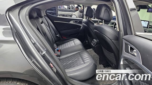 Genesis G70 Supreme, 2018 12