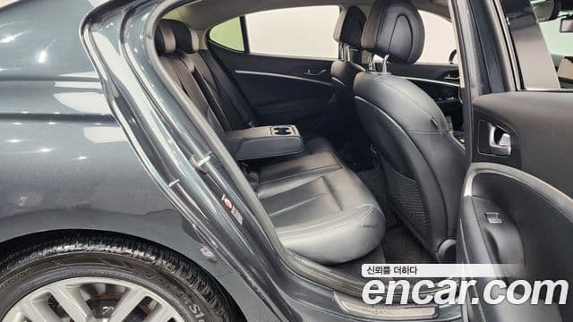 Genesis G70 Advanced, 2019 12