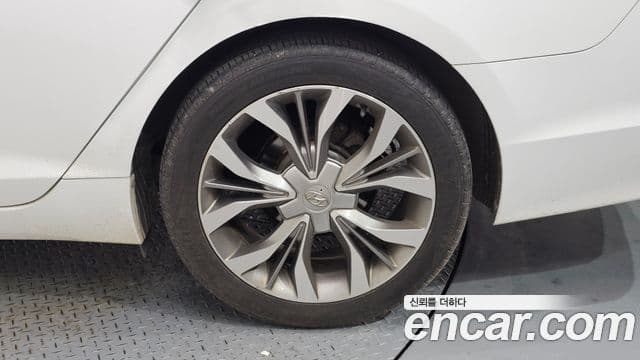 Hyundai LF Sonata 2.0 Smart, 2015 все фото