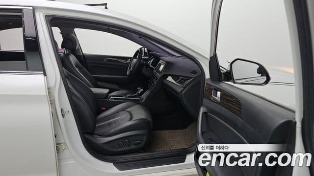 Hyundai LF Sonata 2.0 Smart, 2015 17