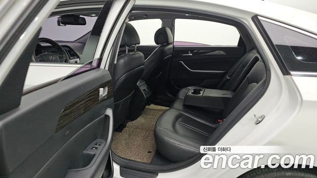 Hyundai LF Sonata 2.0 Smart, 2015 19