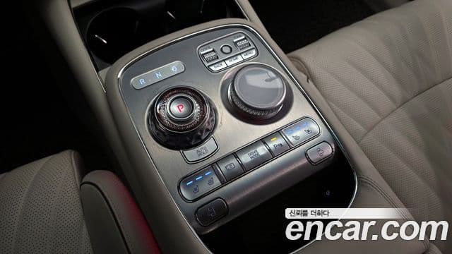 Genesis G90 (RS4) бензин 3.5 турбо AWD, 2023 9