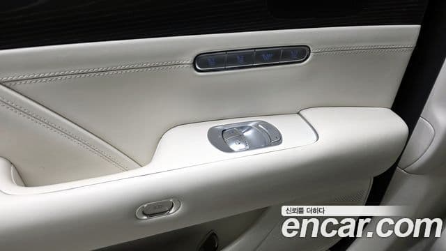 Genesis G90 (RS4) бензин 3.5 турбо AWD, 2023 18