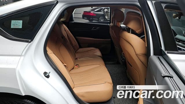 Genesis G80 (RG3) бензин 2.5 турбо AWD, 2023 11