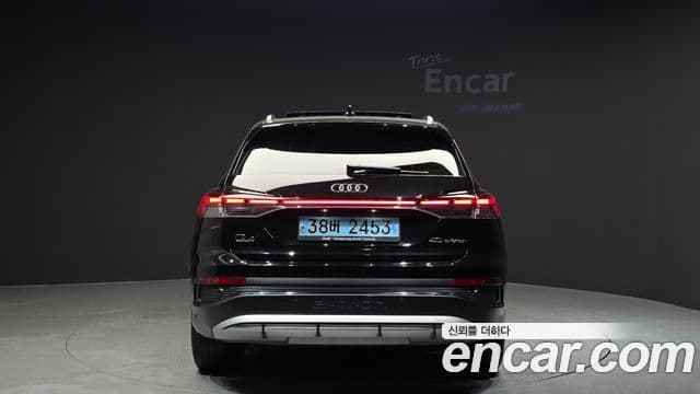 Audi Q4 e-Tron (F4) Premium, 2022 4