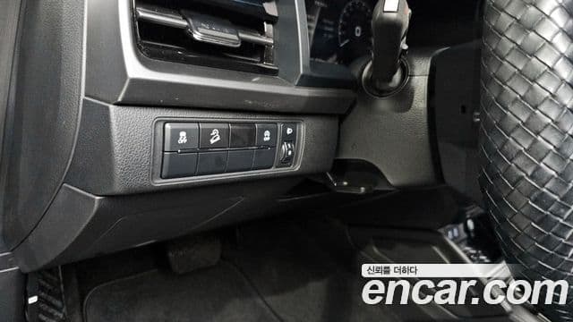 KG모빌리티(SsangYong) The / новый New Rexton Sport Prestige, 2024 17