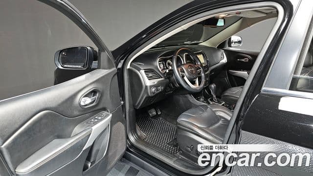 Jeep Cherokee(KL) 2.4 Longitude high AWD, 2018 10