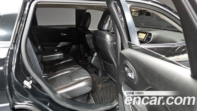 Jeep Cherokee(KL) 2.4 Longitude high AWD, 2018 13