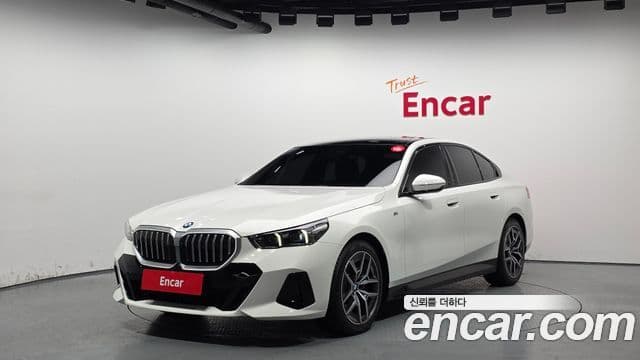 BMW 5시리즈 (G60) 523d M Sport, 2025 1