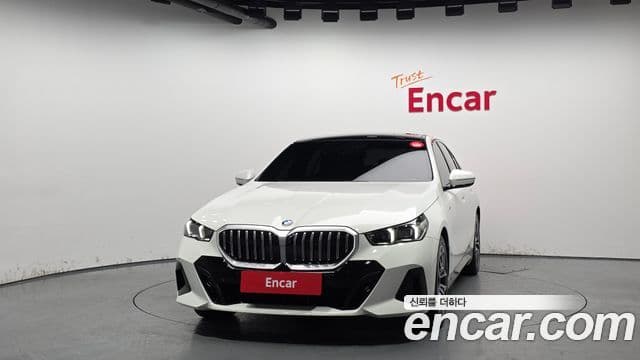 BMW 5시리즈 (G60) 523d M Sport, 2025 3