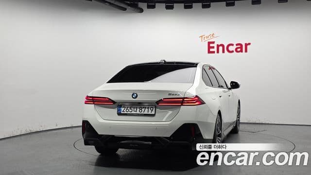 BMW 5시리즈 (G60) 523d M Sport, 2025 4