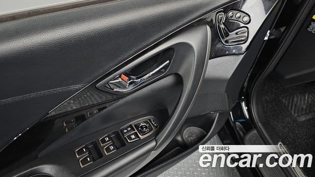 Hyundai Grandeur HG Exclusive, 2014 14